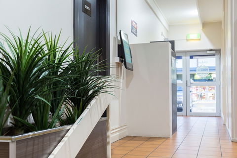 Federal Hotel - Perths Hotel 0