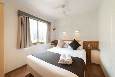 Breeze Holiday Parks - Halls Gap - Perths Hotel 6