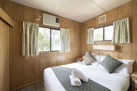 Breeze Holiday Parks - Halls Gap - Perths Hotel 7
