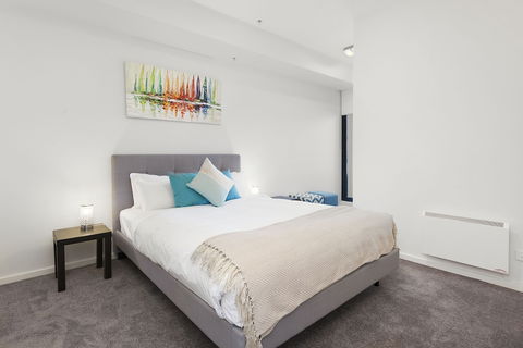 Melbourne Holiday Apartments Flinders Wharf - Perths Hotel 3
