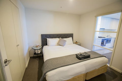 Melbourne Holiday Apartments Flinders Wharf - Perths Hotel 6