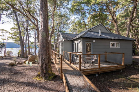 Lake St Clair Lodge - Perths Hotel 0