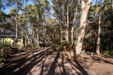 Lake St Clair Lodge - Perths Hotel 2