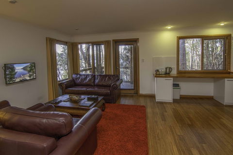 Lake St Clair Lodge - Perths Hotel 3