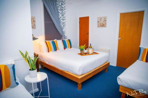 Amara Springs Guest House - Perths Hotel 2