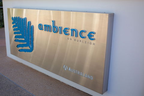 Ambience On Burleigh Beach - Perths Hotel 1