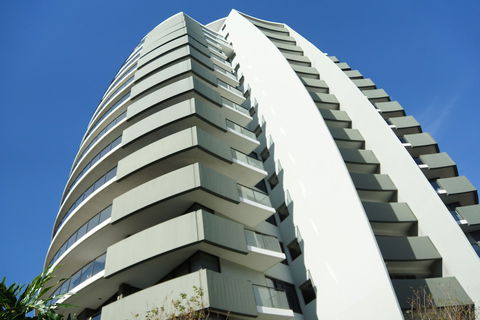 Ambience On Burleigh Beach - Perths Hotel 0