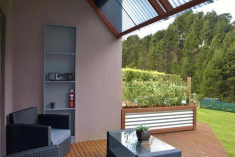 Ulverstone River Retreat - Perths Hotel 7