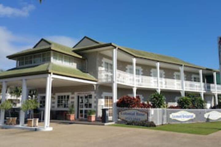 Mundingburra QLD Perths Hotel