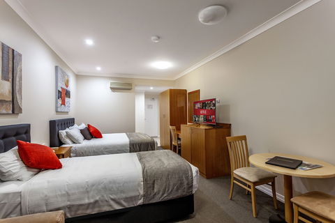 Eastgate On The Range Motel - Perths Hotel 5