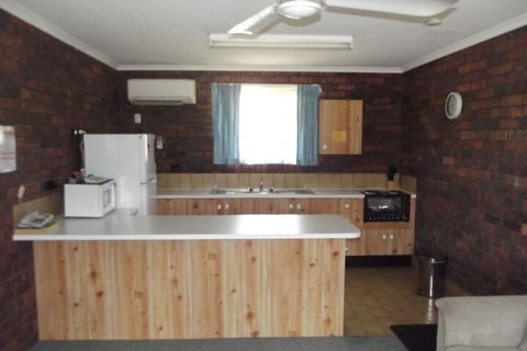 Bridge Street Motor Inn - Perths Hotel 5