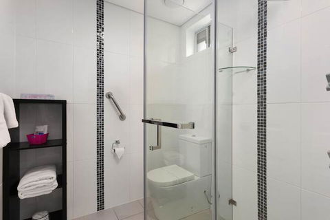 Alabaster Motor Inn Taree - Perths Hotel 6