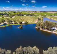 Stonewell Cottages  Vineyards - Perths Hotel