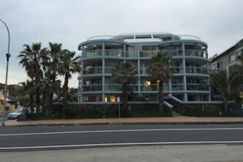 Manly Surfside Holiday Apartments - Perths Hotel 0