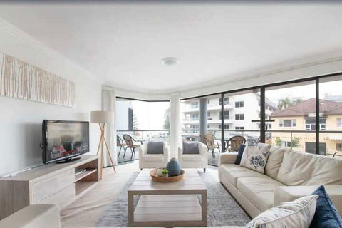 Manly Surfside Holiday Apartments - Perths Hotel 6