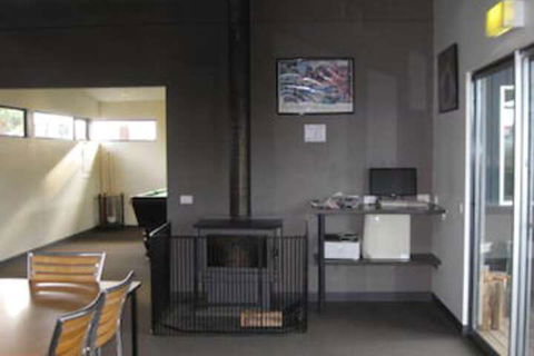 Swansea Backpackers - Perths Hotel 5