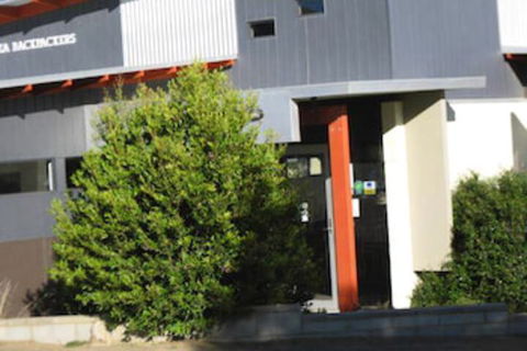 Swansea Backpackers - Perths Hotel 1