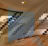 Sheer Pleasure Accommodation - Perths Hotel