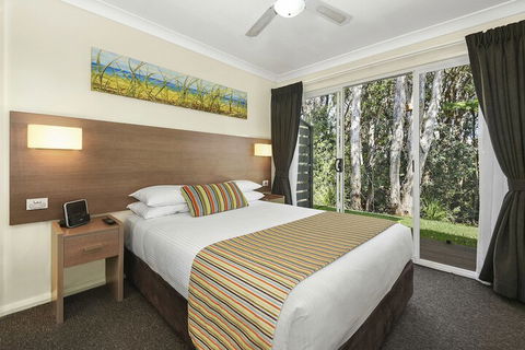 Flynns On Surf Beach Villas - Perths Hotel 7