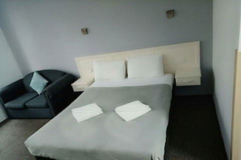 Excelsior Motor Inn - Perths Hotel 0