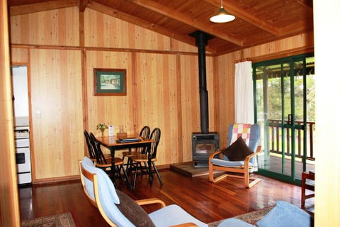 Hawke Brook Chalets - Perths Hotel 4
