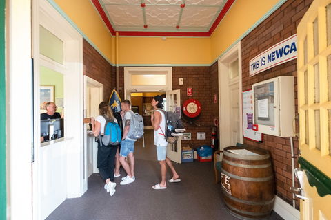 Newcastle Beach YHA - Perths Hotel 4
