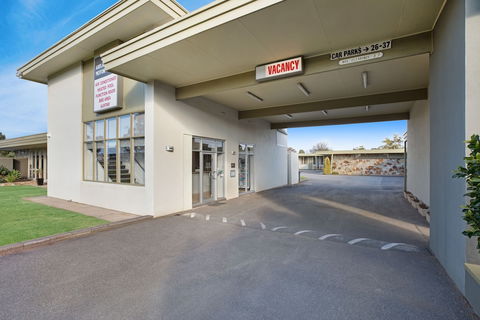 Adelaide Road Motor Lodge - Perths Hotel 0
