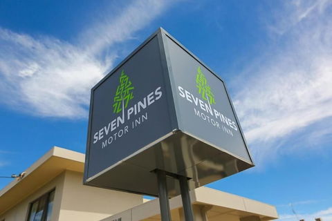 Seven Pines Motor Inn - Perths Hotel 2