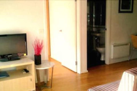 Ozstays Katz Apartments - Perths Hotel 4