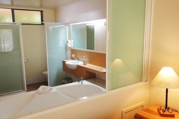 Heritage Trail Lodge Margaret River - Perths Hotel 6