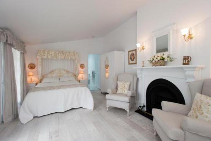 Perths Hotel