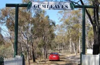 Gumleaves Bush Holidays - Perths Hotel 2