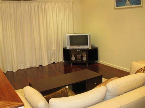 Halls Gap Escape - Perths Hotel 0