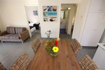 Forster Holiday Village - Perths Hotel 2