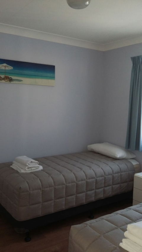 Forster Holiday Village - Perths Hotel 3