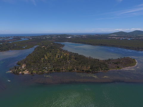 Lani's Holiday Island - Caravan Park - Perths Hotel 0