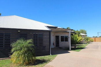 Emerald Park Motel - Perths Hotel 2