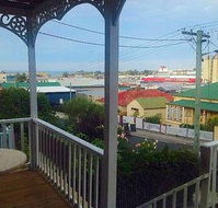 Devonport Historic Cottages - Perths Hotel