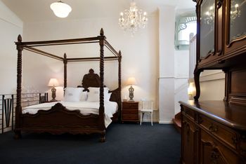 Alpha Loft - Perths Hotel 5