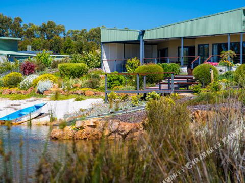 Charlie Bravo Villa Margaret River - Perths Hotel 0