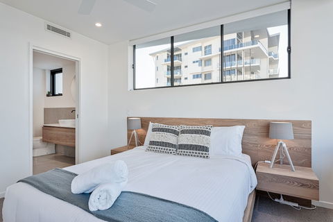 Allure Mooloolaba - Perths Hotel 3