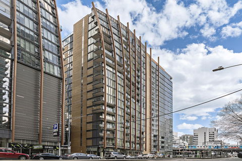RIVER, 1BDR Melbourne Apartment - Perths Hotel 1