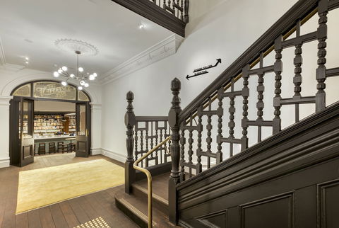 Farmers Home Hotel - Perths Hotel 0