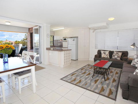 Maui 6 2 BDRM Apt On Parkyn Pde - Perths Hotel 2