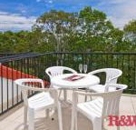 Bayona U8 - Perths Hotel