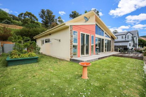 Bright Serendipity - Perths Hotel 1