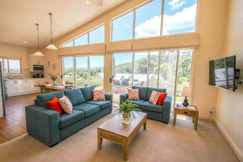 Bright Serendipity - Perths Hotel 0