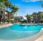 Noosa Beach Apartment on HASTING St. French quarter resort.Noosa Heads - Perths Hotel