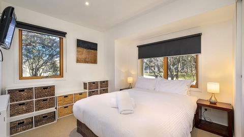 Dandongale - Perths Hotel 1