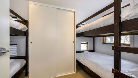 Dandongale - Perths Hotel 5